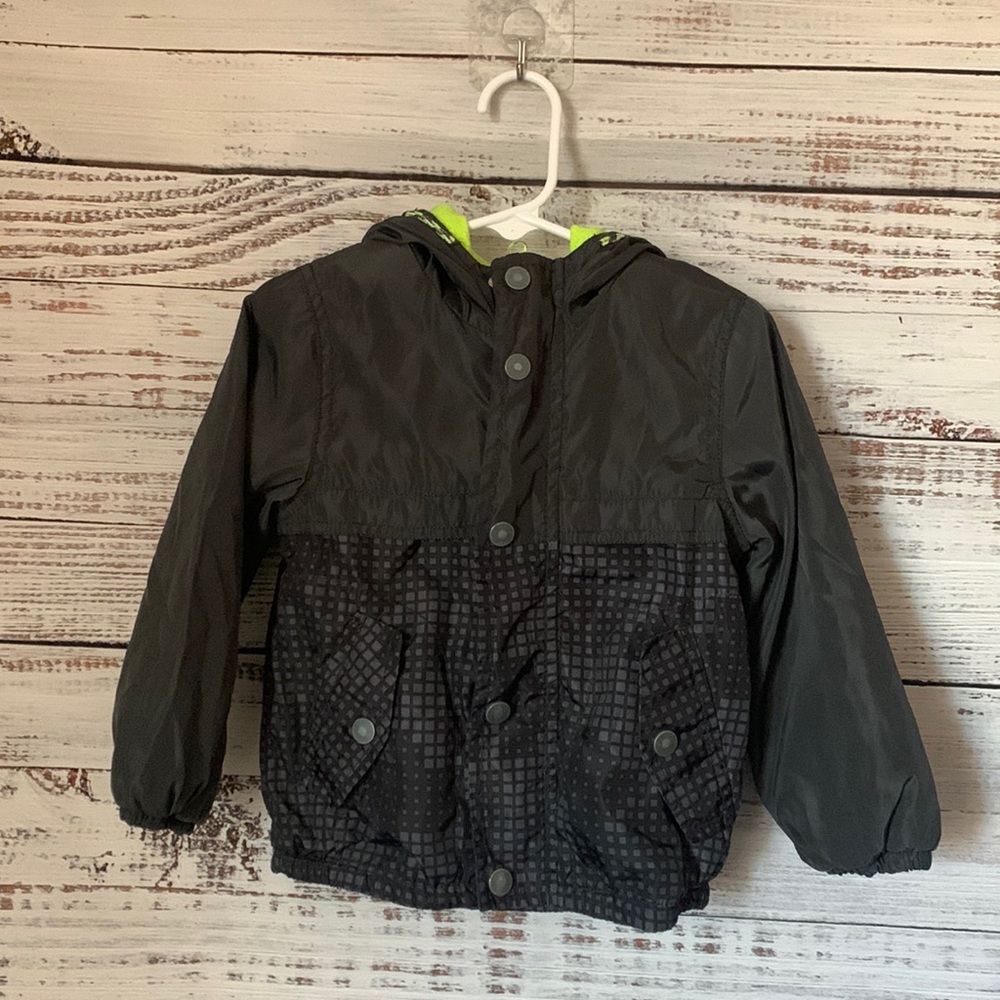 Boys Oshkosh jacket size 2t